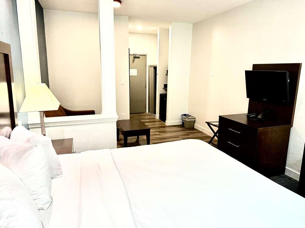 Baymont By Wyndham Richmond I-70 Hotell Rom bilde